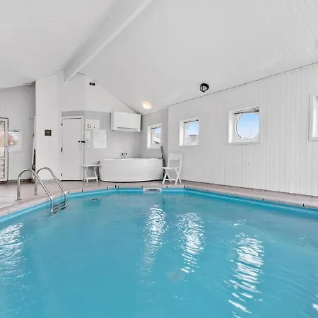 Cozy In With Sauna Ebeltoft