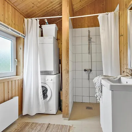 Prázdninový dům Cozy In With Sauna *