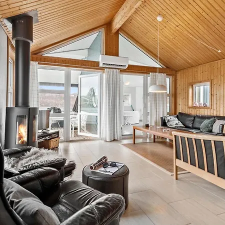 Cozy In With Sauna
